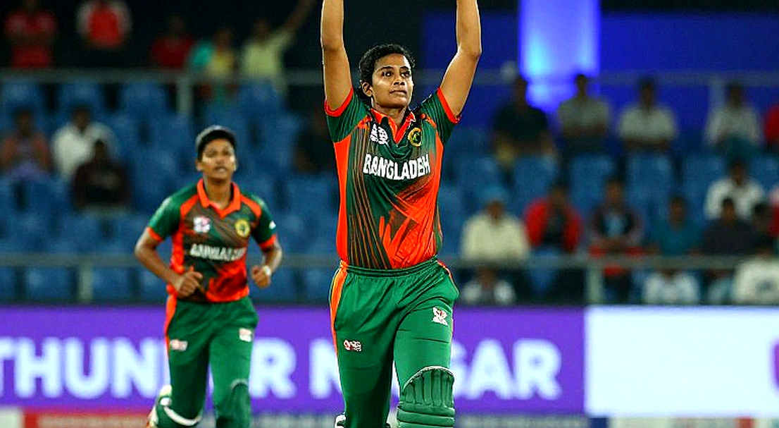 স্কোরবোর্ড বলল 'ক্রিকেট', বলটা ছিল শেয়ারবাজারের