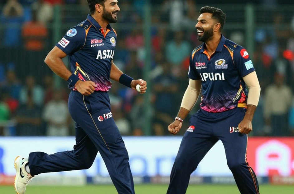 নিউল্যান্ডসের প্রথম এক ঘণ্টা: অস্ট্রেলিয়ার ব্যাটিং রিসেট আর হেডের ১২১-এর রহস্য
