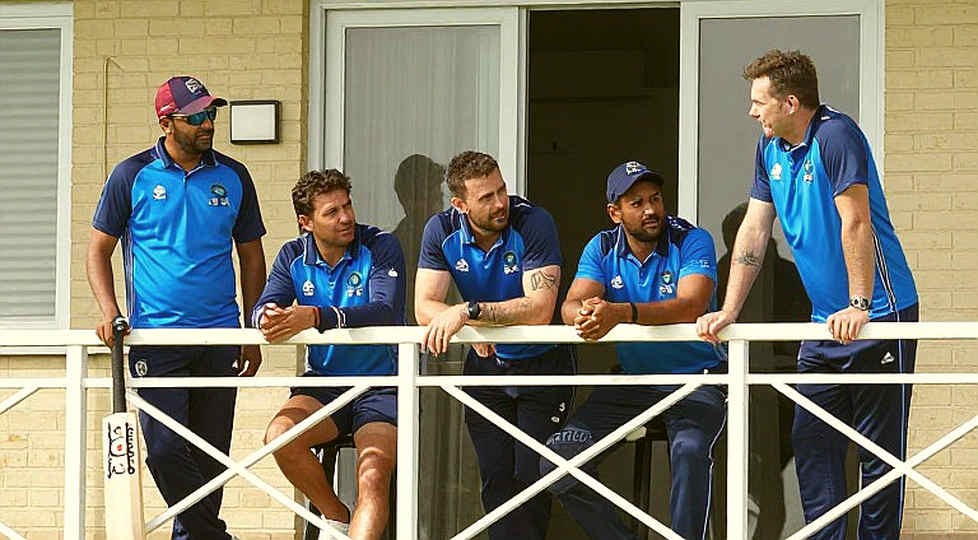 সোনা এল, কিন্তু এক নম্বরের সিংহাসন দোলায় মাত্র ০.৬ পয়েন্ট
